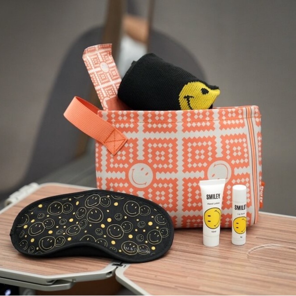 Starlux/Smiley Travel Set